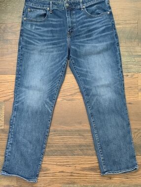 American Eagle Outfitters Men’s Blue Original Straight Jeans, 38 x 32